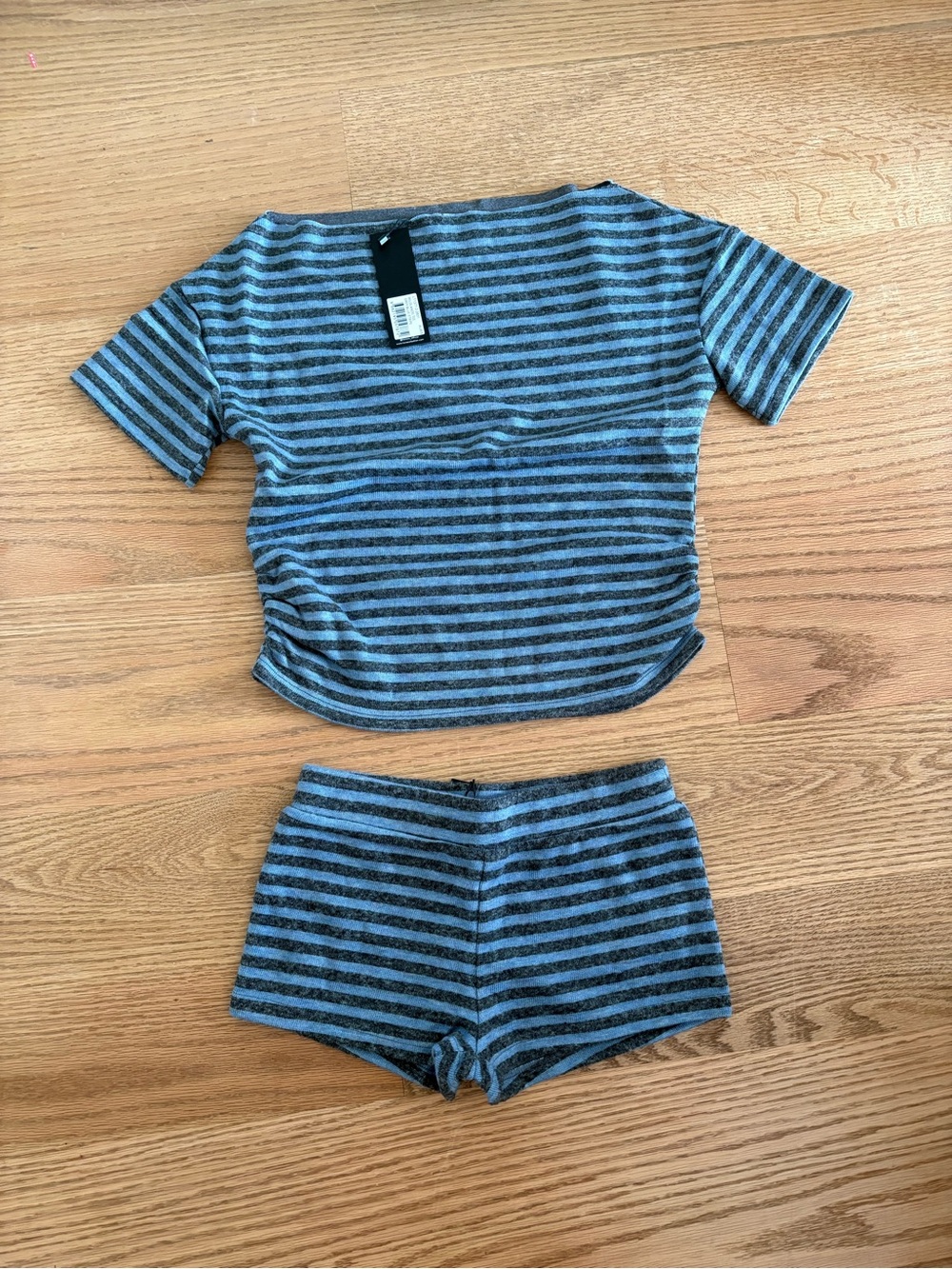 Lioness Striped Two-Piece Shorts Set - Blue/Gray - Picture 4 of 4